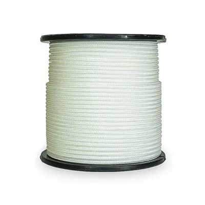 Dyneema forrado de 1.8mm y 195Kg de carga de rotura. Con camisa de poliéster de 16 hebras. El mejor cabo con funda para carretes de fusiles de pesca submarina y obuses. Color blanco. En 50 y 100m.