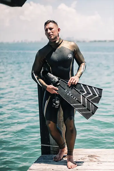 Aletas-de-carbono-palas-carbonfins-tritonsub-triton-diveeasy-immersvs-pesca-submarina-apnea-pescasub